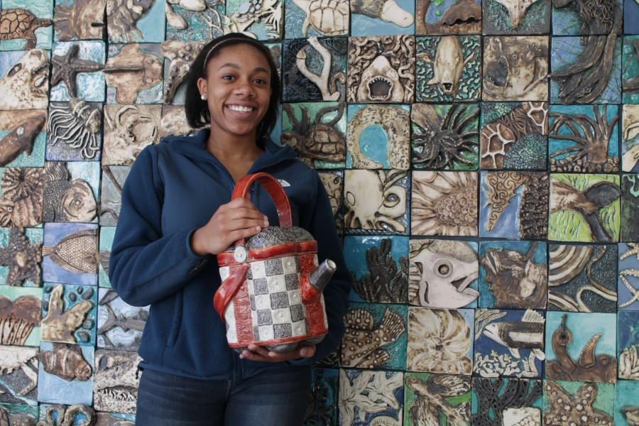 Junior Mia Taylor takes one of her ceramic pieces to a national competition. Photo by Hallie Bontrager.