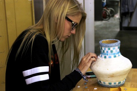 Junior Aspen Pope works on her Ceramics 1 project in Mrs. Cox's class.