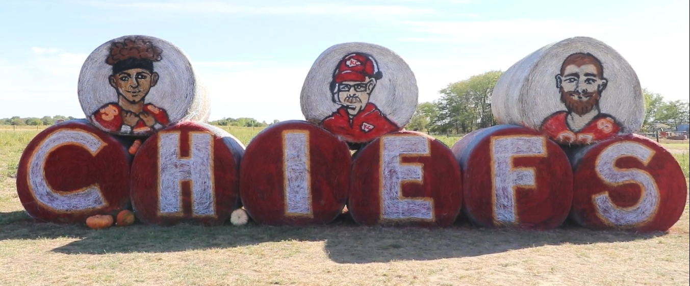 Kansas City Chiefs 2019-2020 Team Mural 